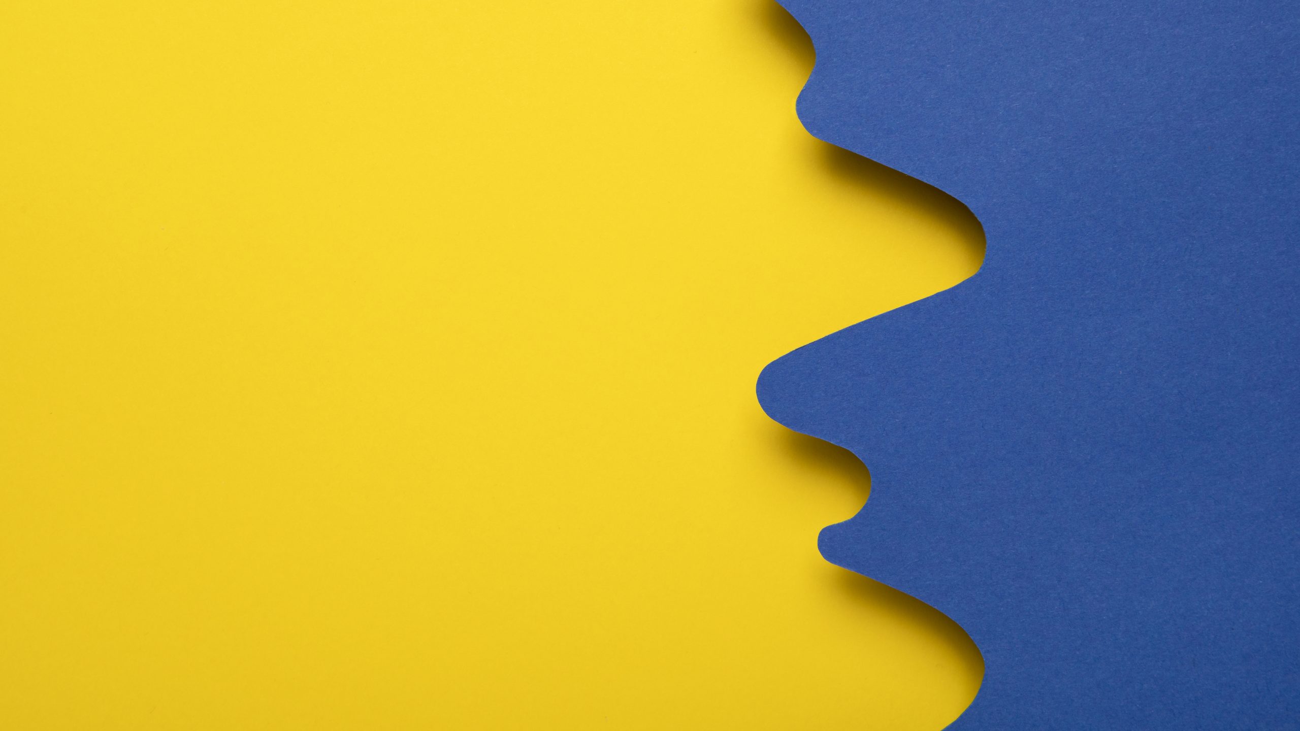 psychedelic-paper-shapes-with-copy-space